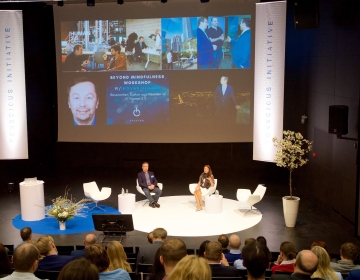 Ingvar Villido & Dr. Helena Lass @ Conscious Initiative Conference, Tallinn 05/2018. Photo: Aimar Säärits